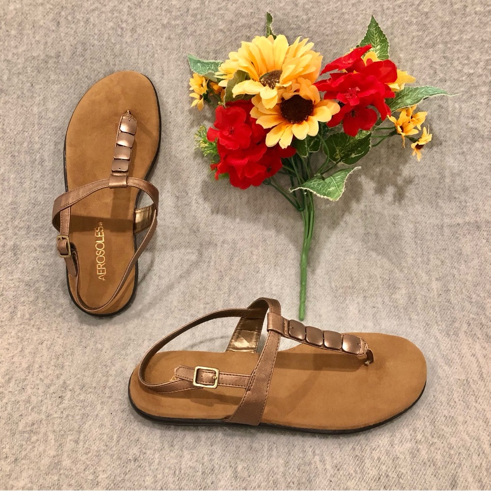 NWOT - Aerosoles Bronze Thong- like Sandals with Shiny Medallions